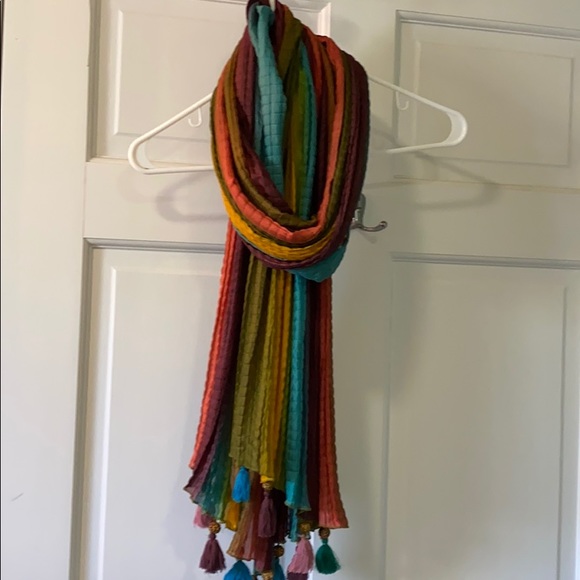 Ladies collection of scarves - Picture 6 of 14